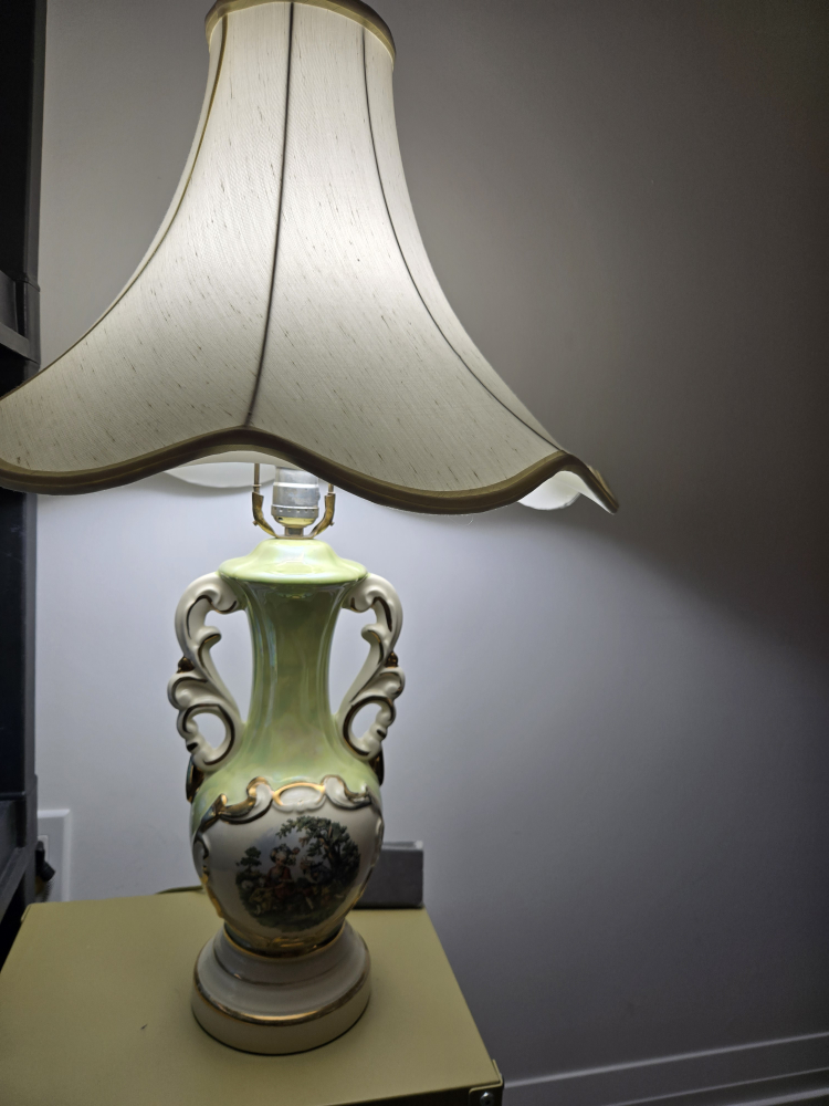 Vintage Style Table Lamp