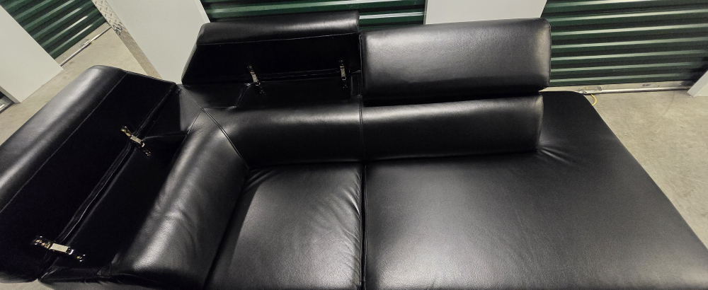 Black leather sectional sofa w Pullout Bed - photo 2