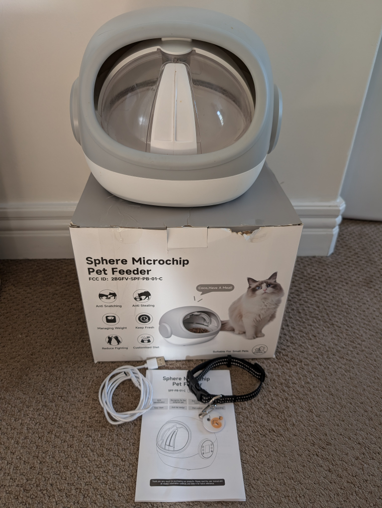 Sphere Microchip Pet Feeder - Grey, Size M