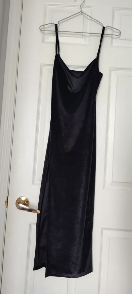Black Velvet Dress thumbnail