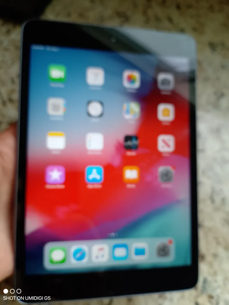 Apple iPad Mini thumbnail