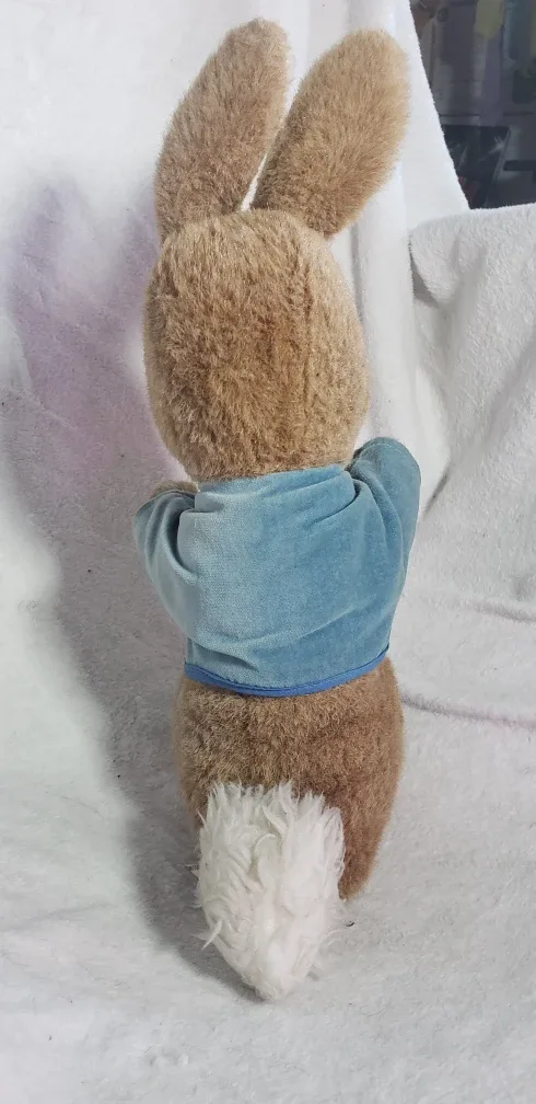 Vintage Peter Rabbit Doll and Collector Edition Set image indicator(4)