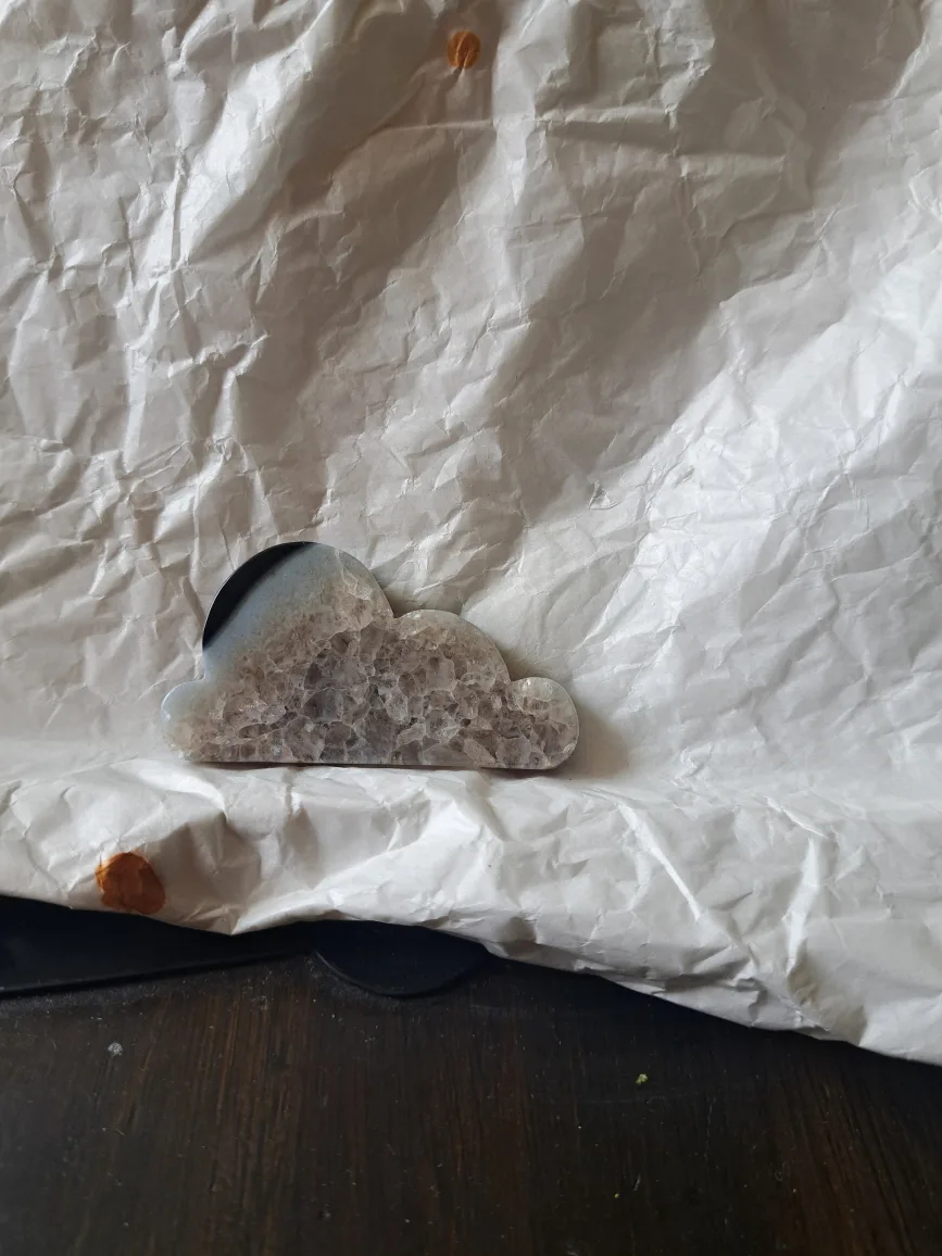 Cloud Shaped Agate Stone thumbnail