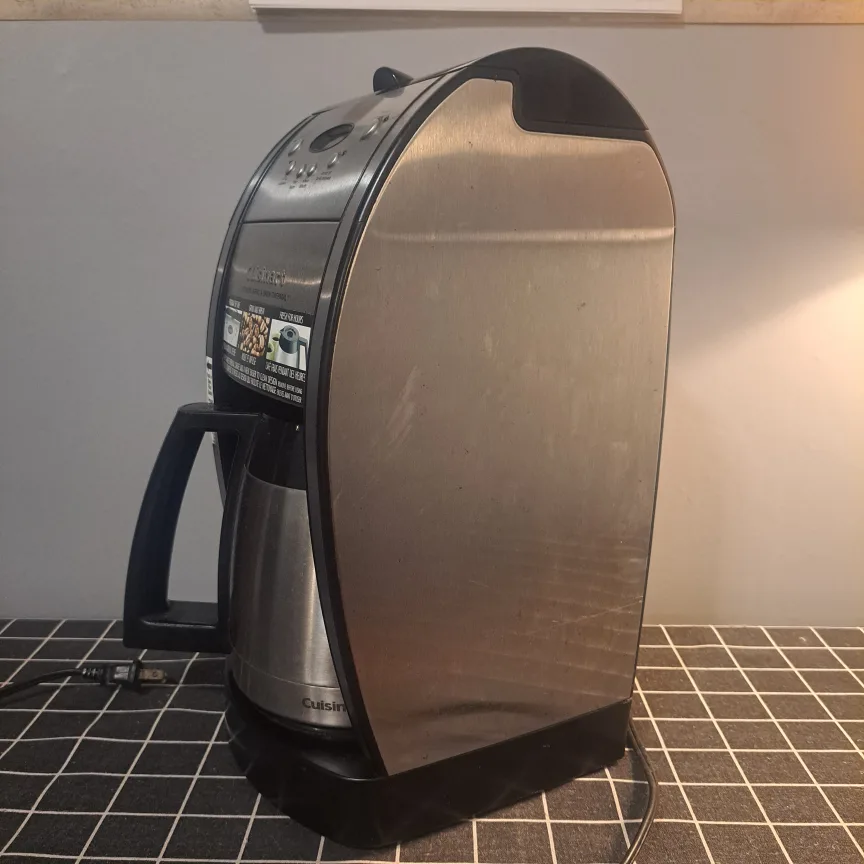 Cuisinart Automatic Grind and Brew Coffee Machine image indicator(5)