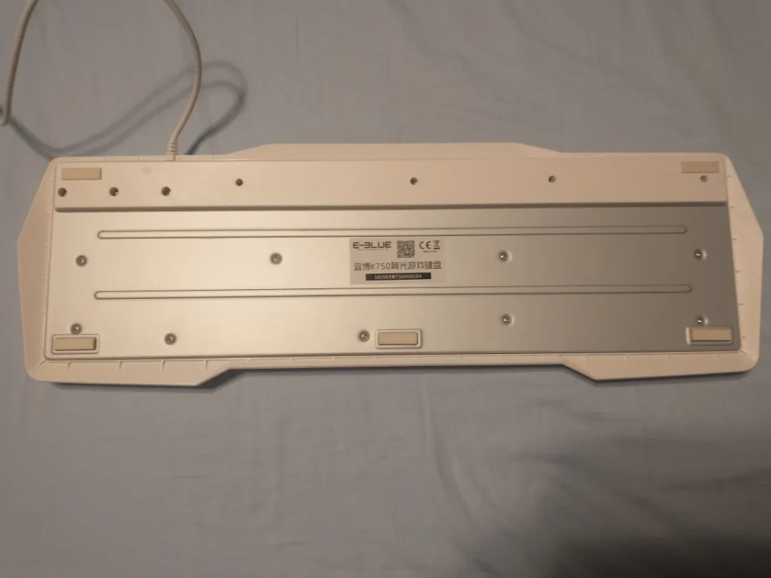 White full mechanical gaming keyboard image indicator(6)