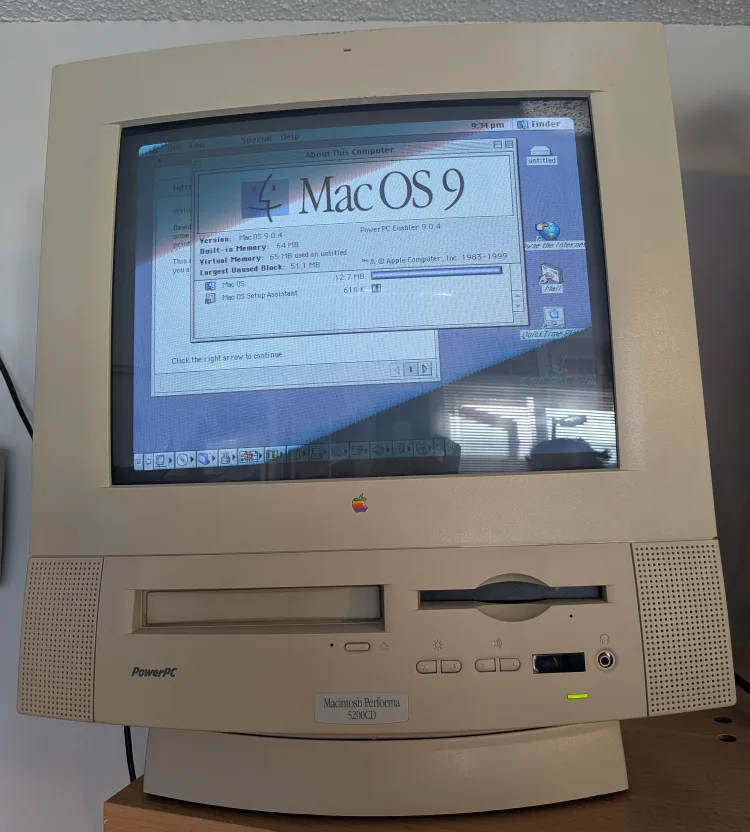 Rare Macintosh Performa 5200CD, Upgraded thumbnail