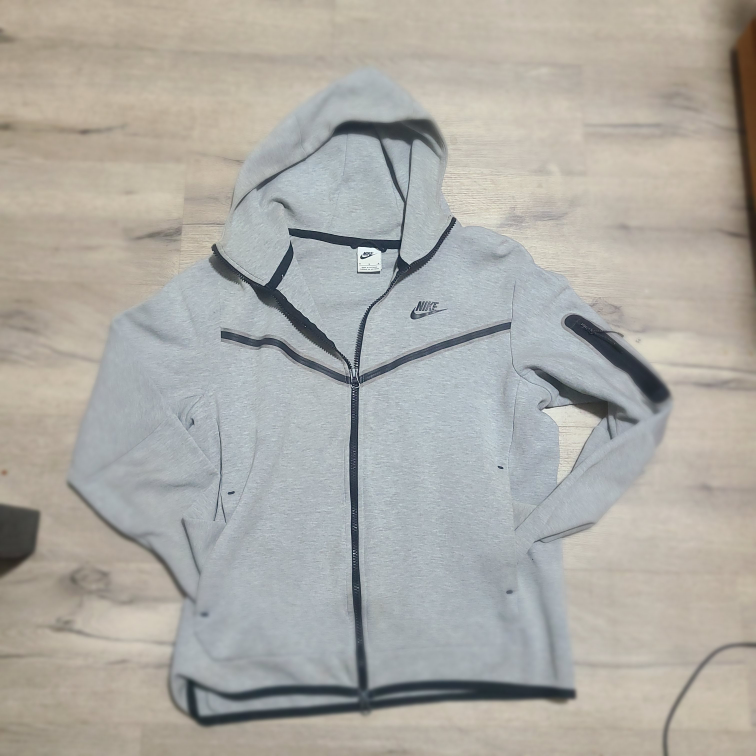 NEED GONE Nike Tech Fleece Hoodie - Grey, Size M - photo 2