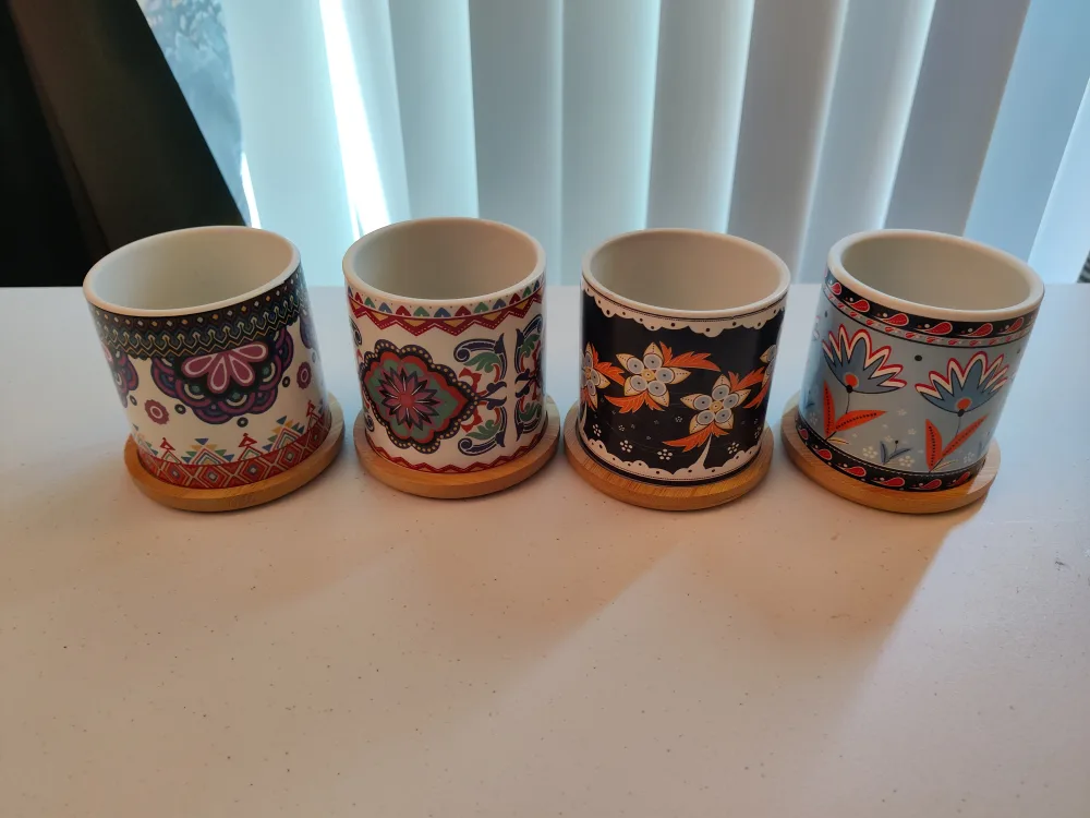 Set of 4 brand new Decorative Flower Pots thumbnail