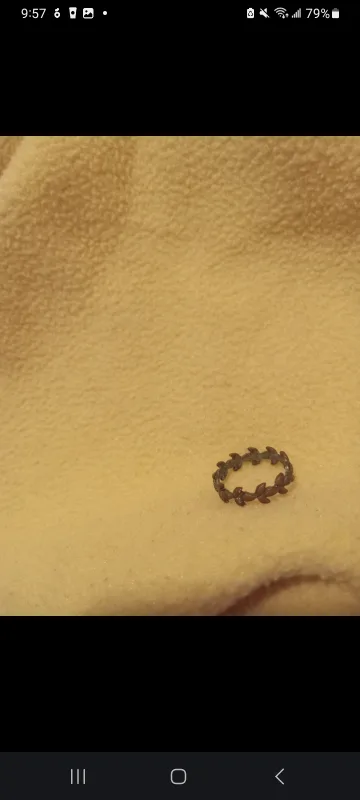 free leaf ring thumbnail