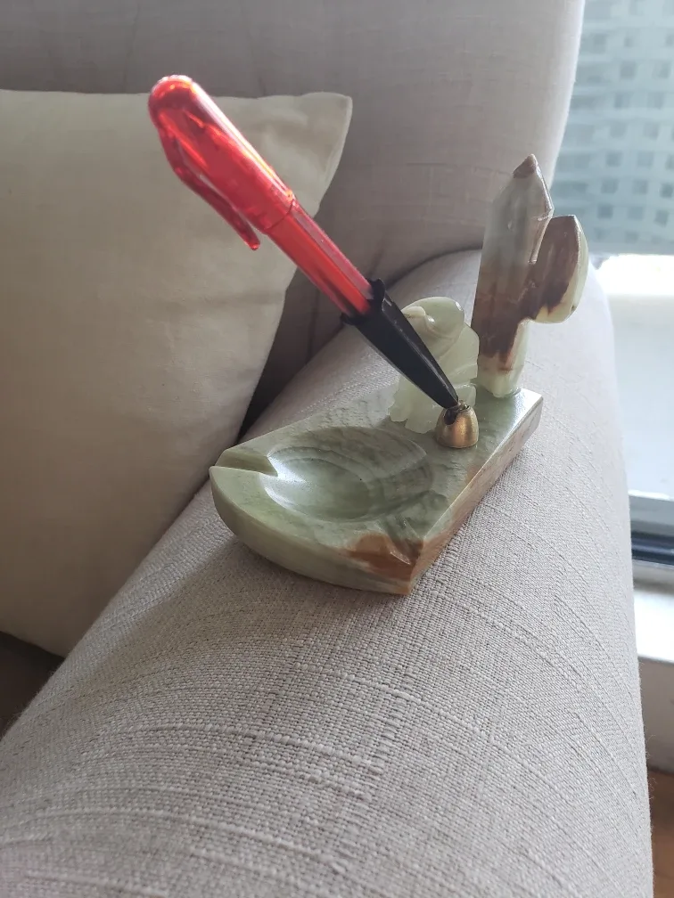 Vintage jade Pen Holder with Pen thumbnail