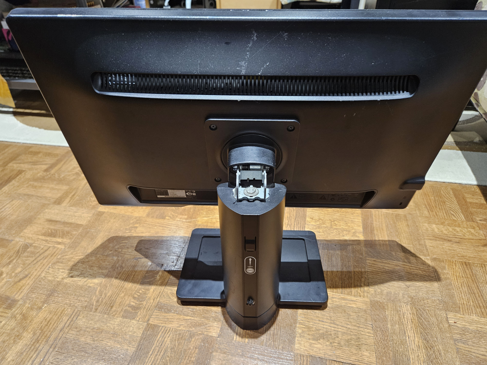 BenQ XL2410T 24" 120Hz Gaming Monitor - photo 5