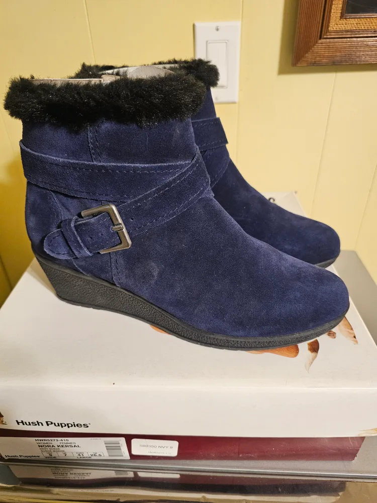 Hush Puppies Nora Kersal Navy Suede Boots - Size 9 image indicator(2)