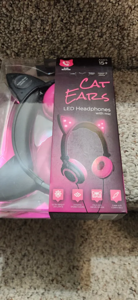 Hype Cat Ears LED Headphones with Mic - Pink/Black image indicator(3)