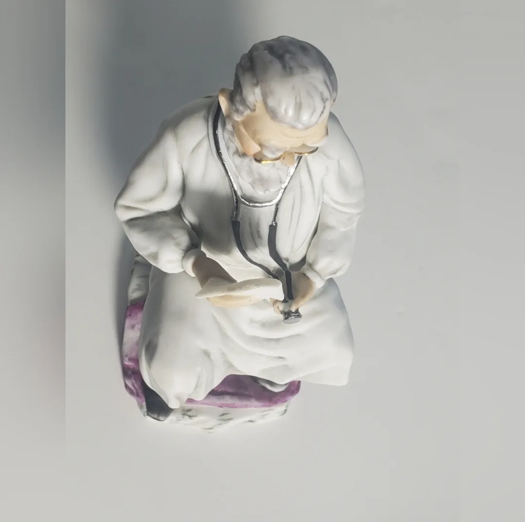 Vintage Andrea by Sadek Porcelain Doctor Figurine Marked 6630 image indicator(7)