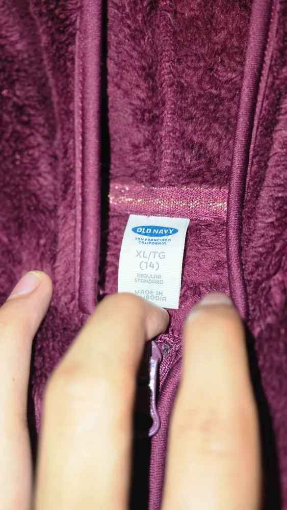 Old Navy XL/TG (14) Burgundy Fleece Hoodie image indicator(2)