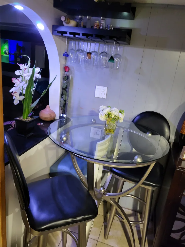 Glass Top Bar Table with 2 Stools image indicator(10)