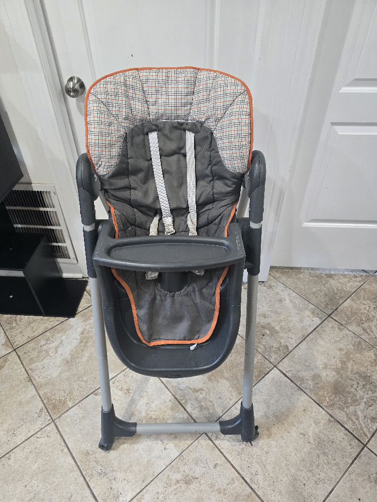 Graco High Chair - photo 2