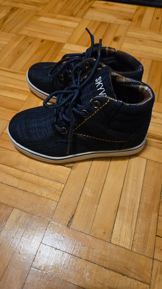 Skyview Kids' Blue Denim Shoes - Size 1 image indicator(4)