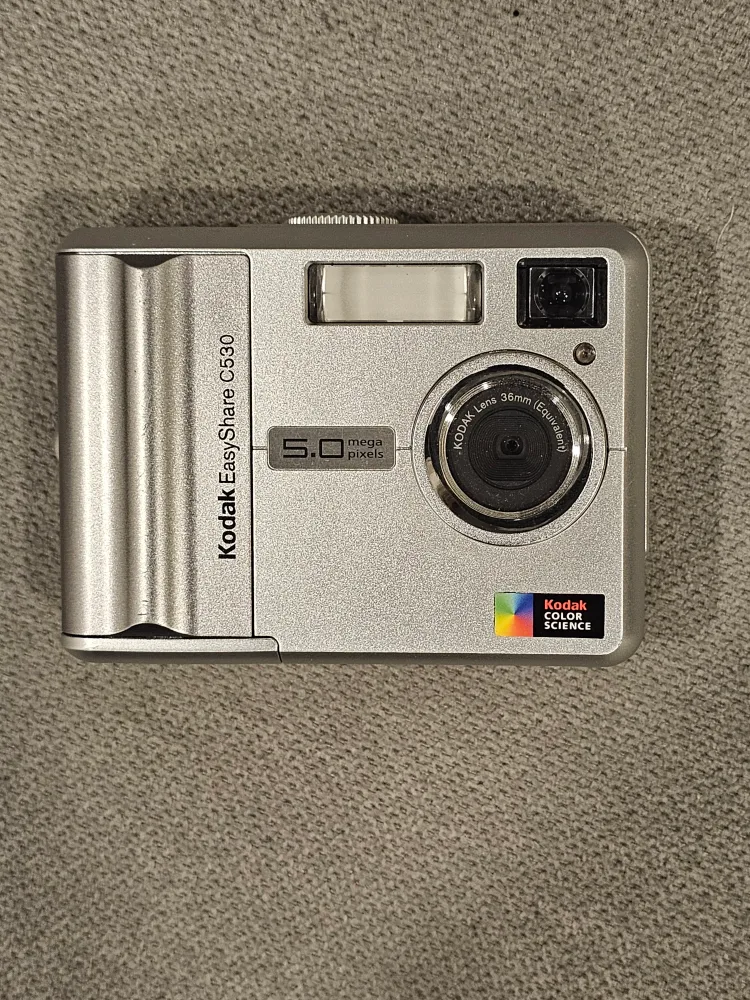 Kodak EasyShare C530 Digital Camera thumbnail