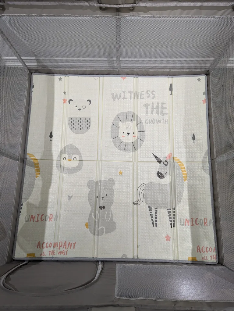 Baby Playpen with Mat - 47x47x27 inches image indicator(3)