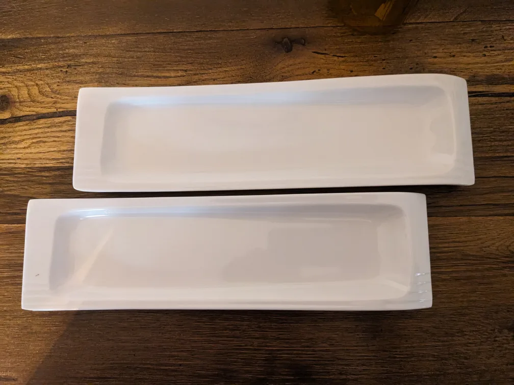 Two White Melamine Serving trays 🧡 thumbnail
