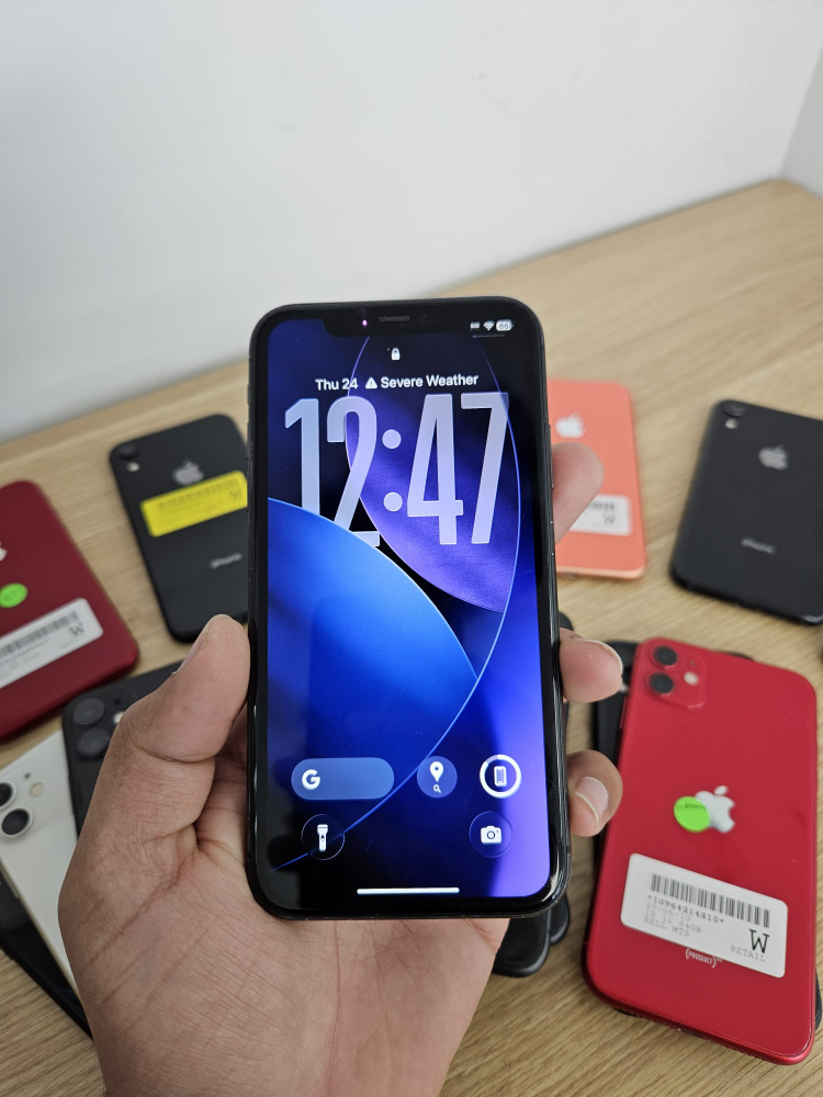 Used iPhones - Variety of Models & Colours