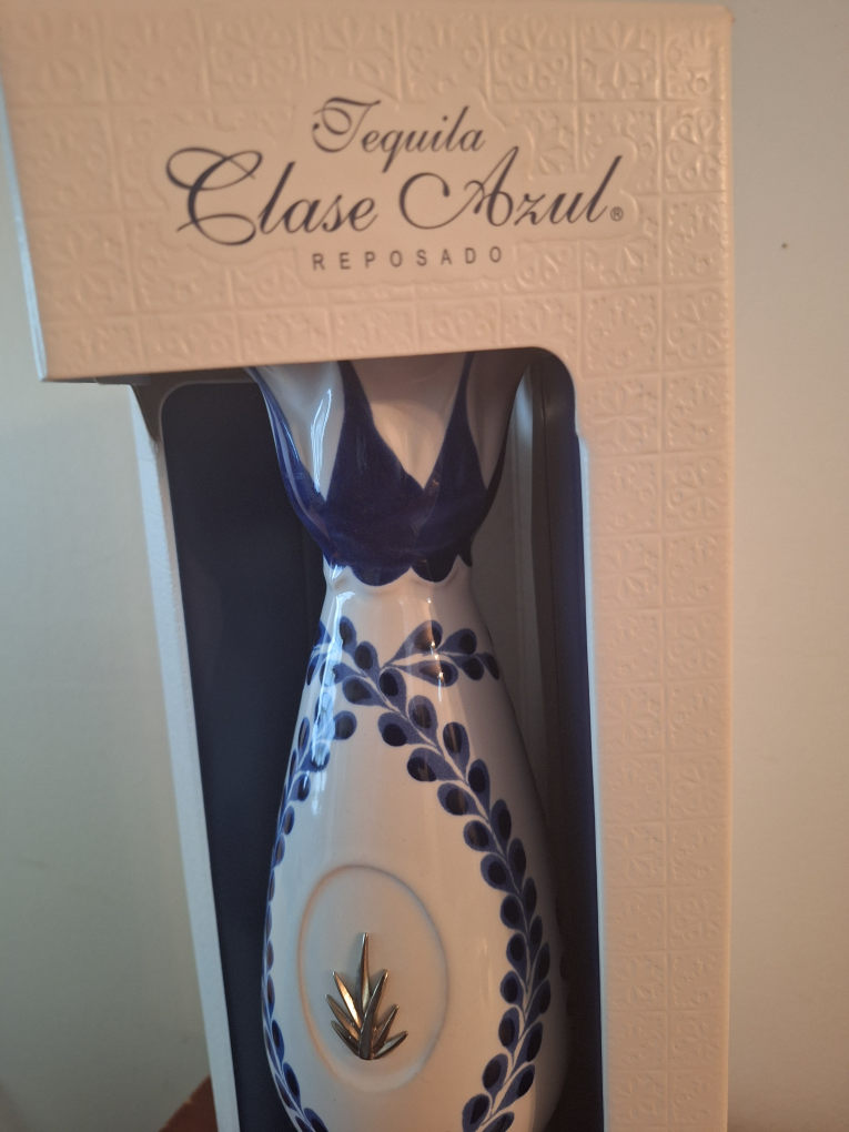 empty for decoration only Clase Azul Reposado Tequila Bottle