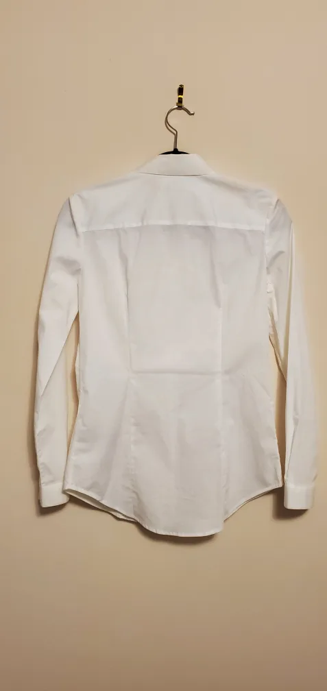 Burberry shirt image indicator(2)