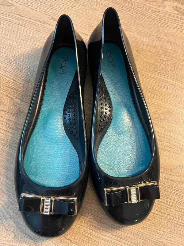 Oka B. Ballet Flats - Navy & Black image indicator(2)