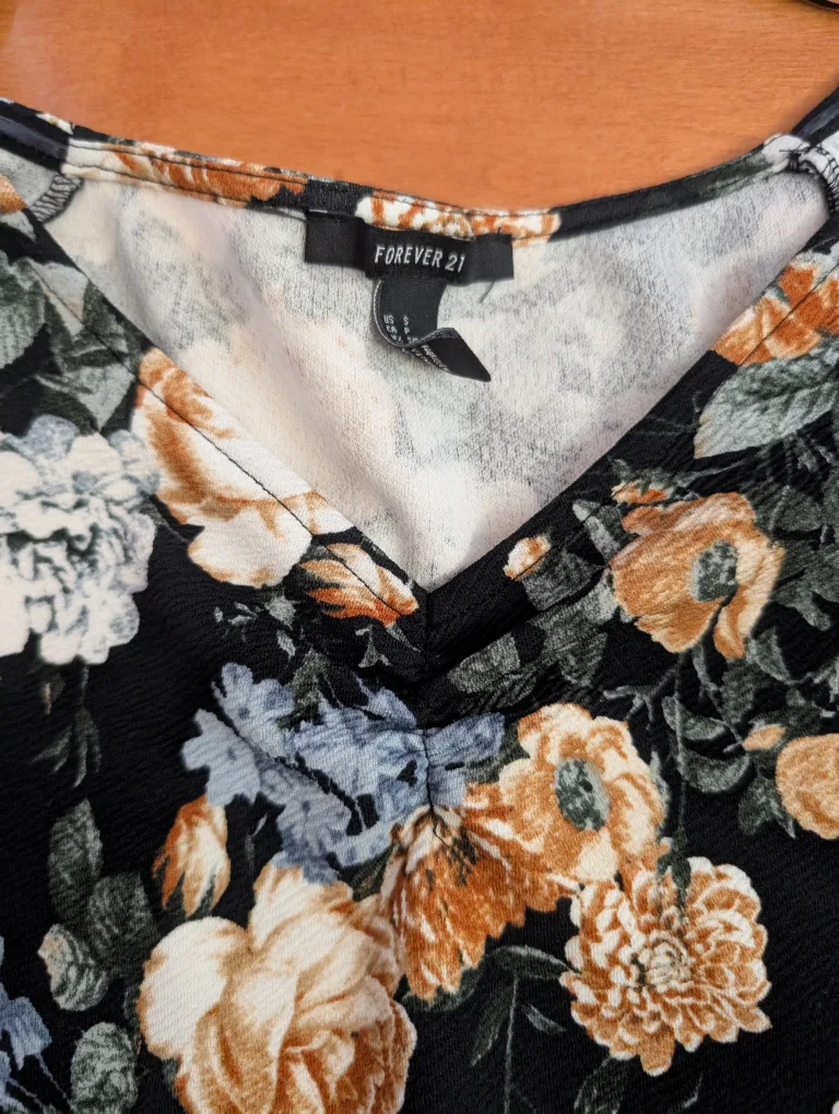 Forever 21 Floral Print Dress image indicator(2)