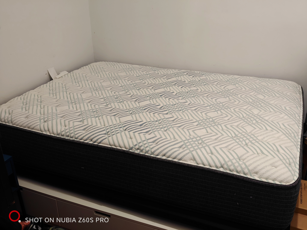 Beautyrest PressureSmart Mattress - Queen Size