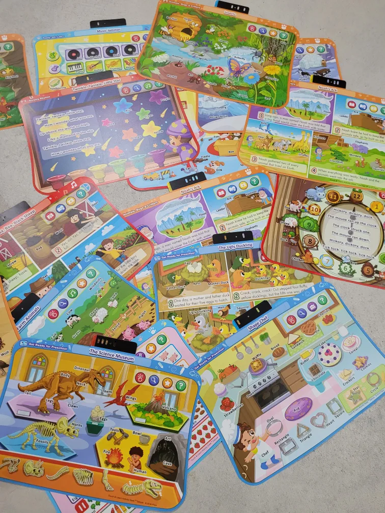 VTech Smart Activity Desk with Stool image indicator(4)