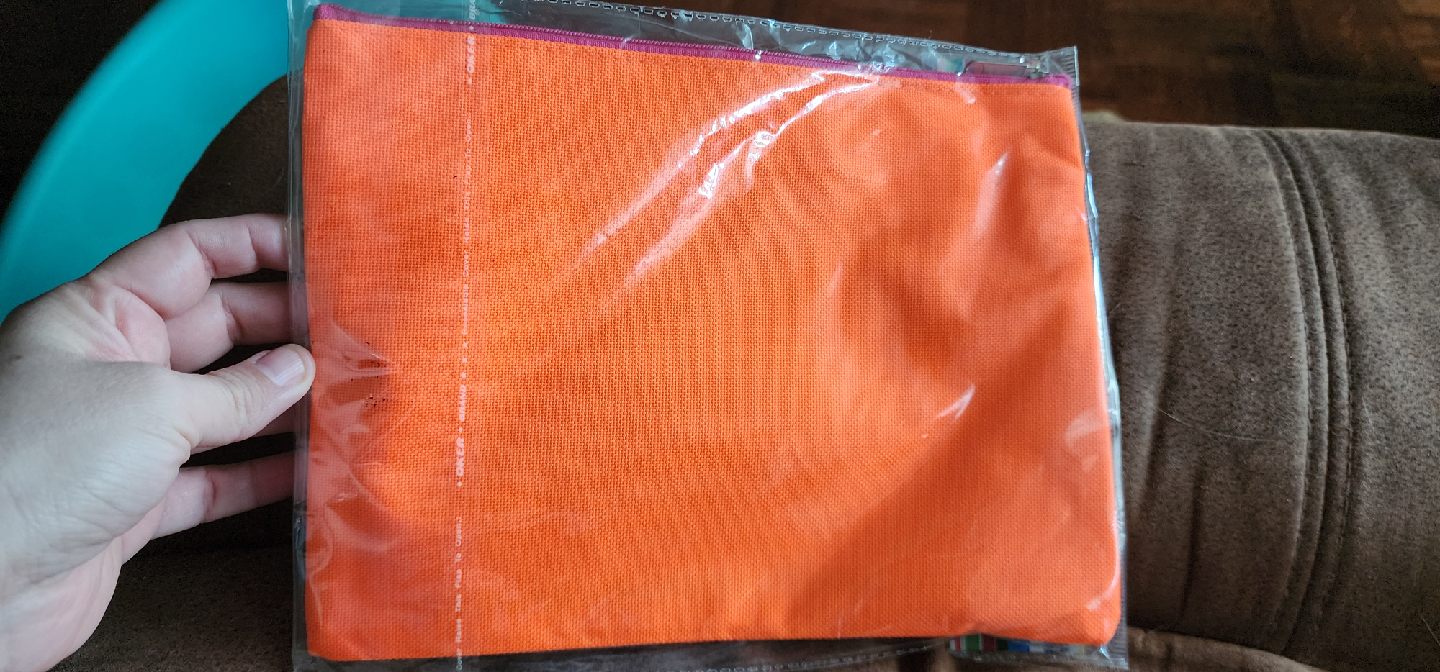 New Hakakai Zippered Pouch - photo 2