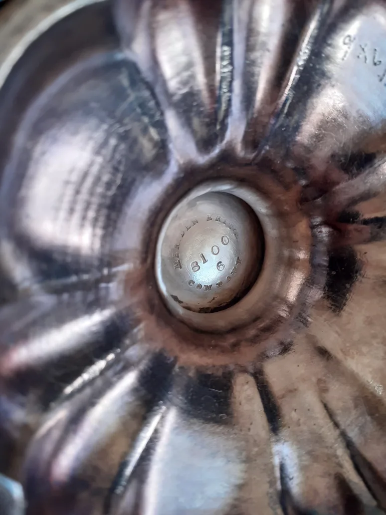 Antique Silver Plated Teapot image indicator(7)