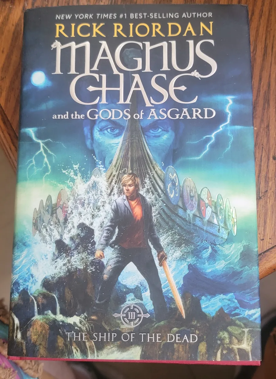 Magnus Chase and the Gods of Asgard: The Ship of the Dead thumbnail