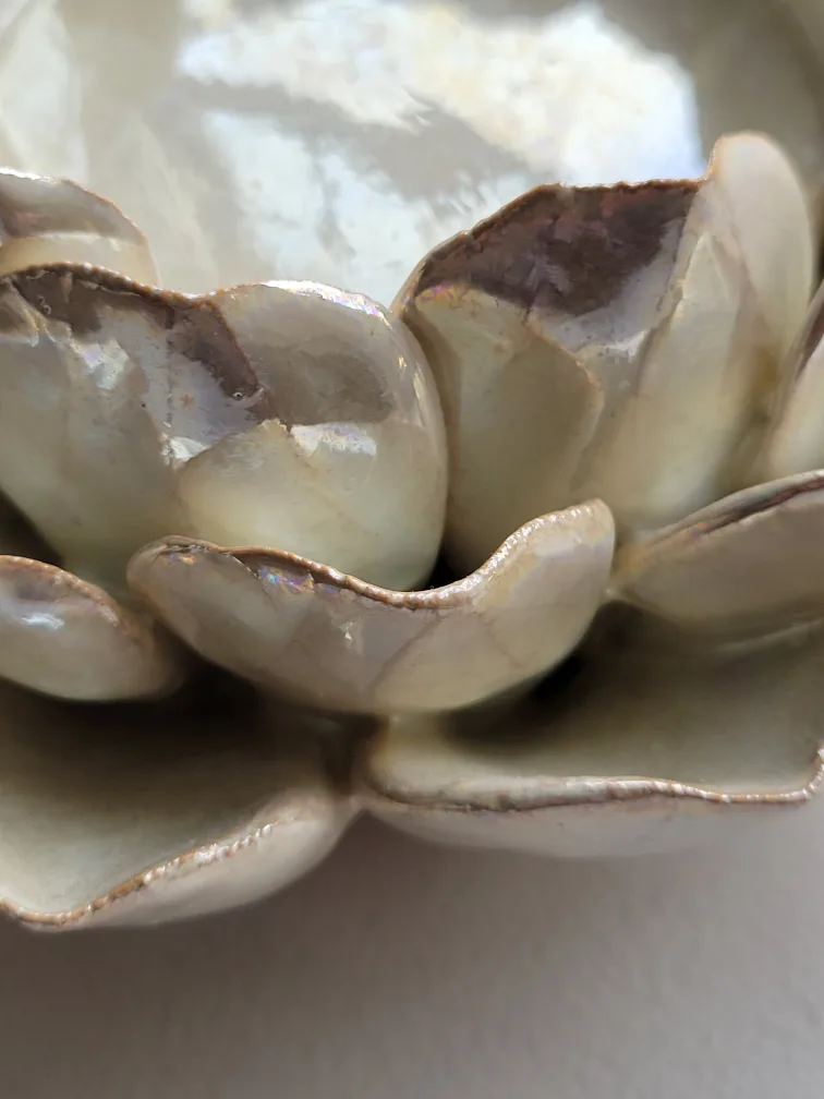 Lotus Candle Holder. image indicator(3)