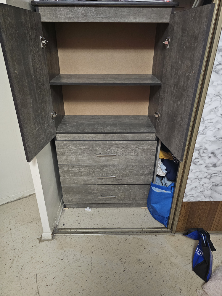 🥕 Chest table for bedroom storage (price negotiable) - photo 2