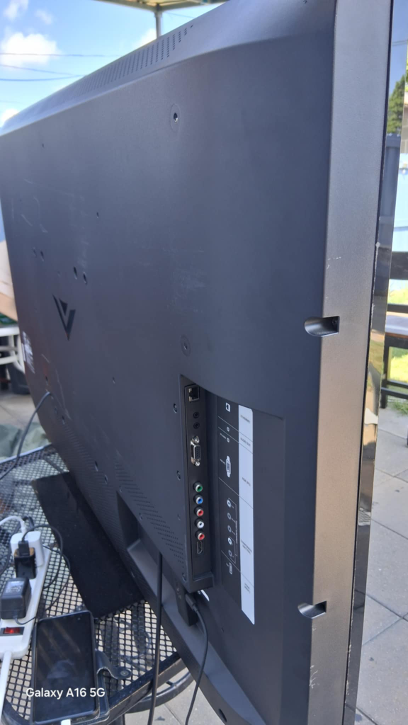 Vizio smart TV - photo 2