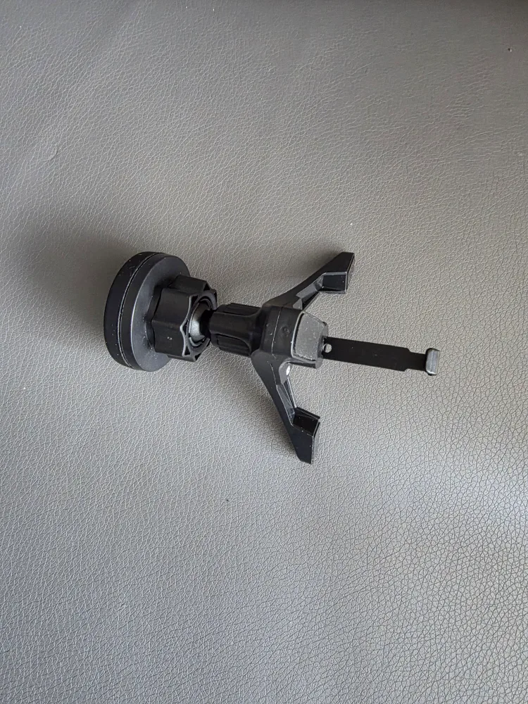 Strong Magnetic Car Phone Mount image indicator(3)