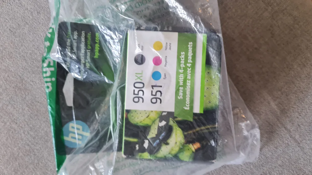 New HP 950XL & 951 Ink Cartridge Pack thumbnail