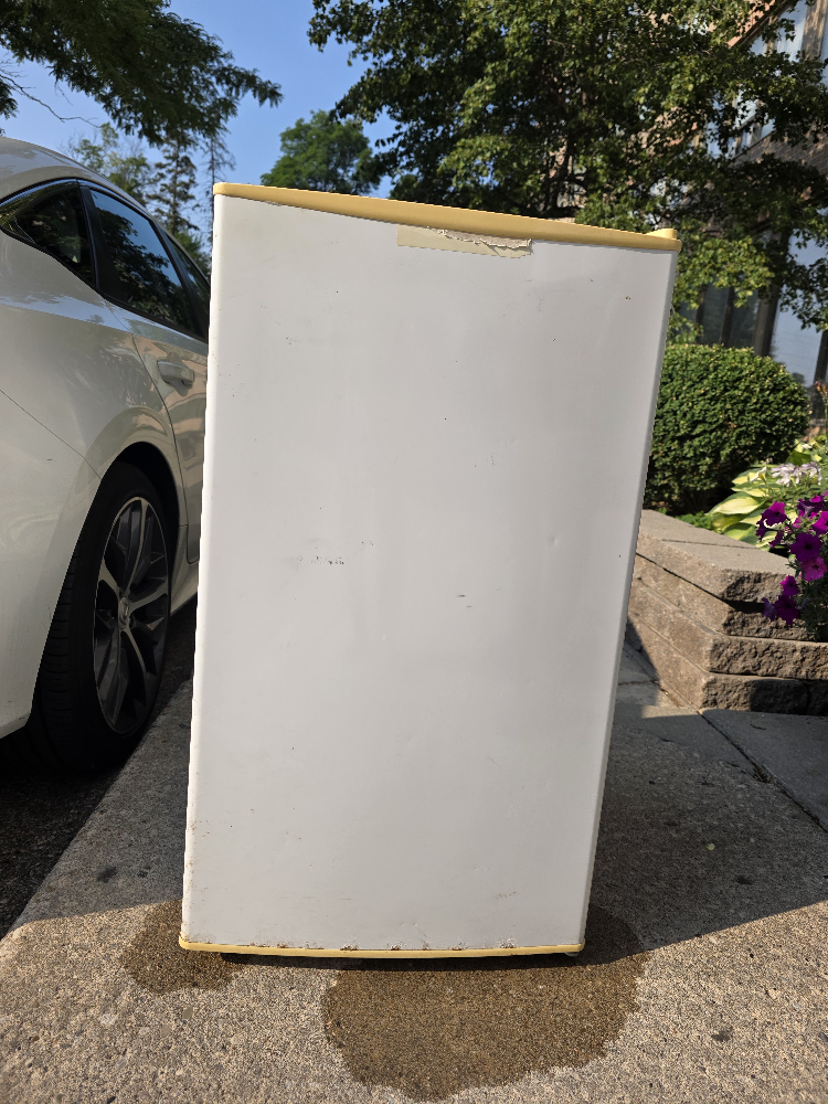 White Mini Fridge - Great for Small Spaces!