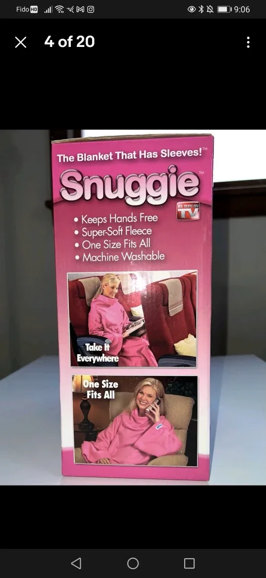 Snuggie The Blanket That Has Sleeves and.booklight Pink image indicator(4)