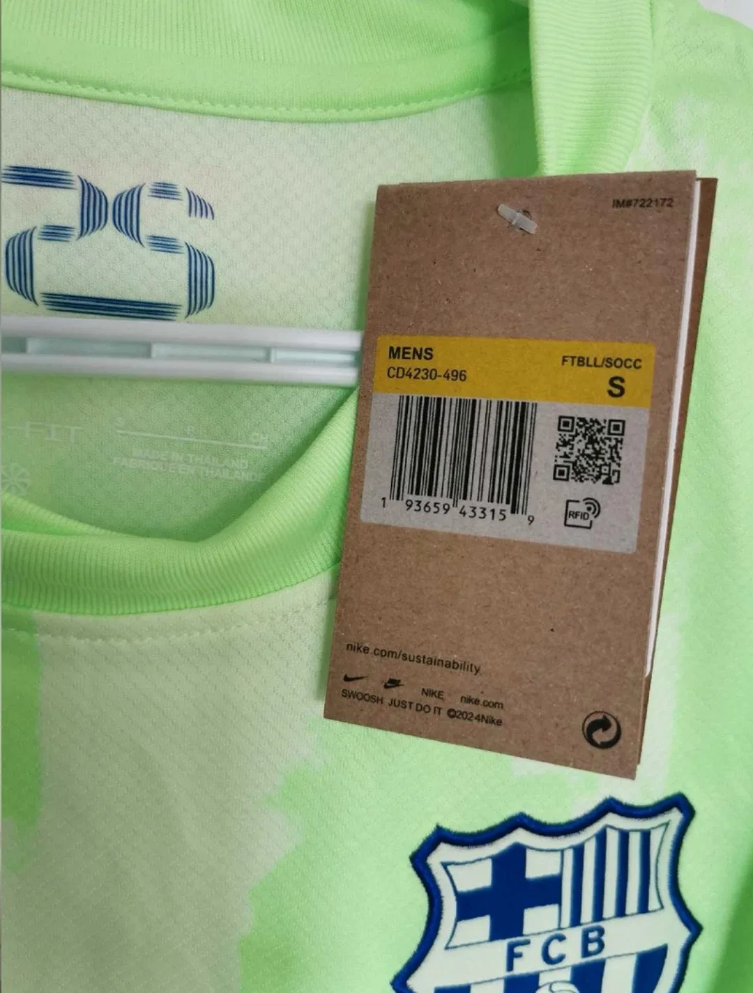 Barcelona FC 2023/24 Nike Soccer Jersey - Size S image indicator(3)