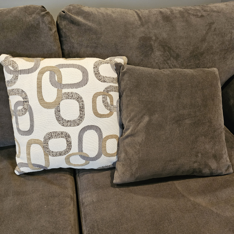 Grey Sectional couch with pillows - on hold - photo 2