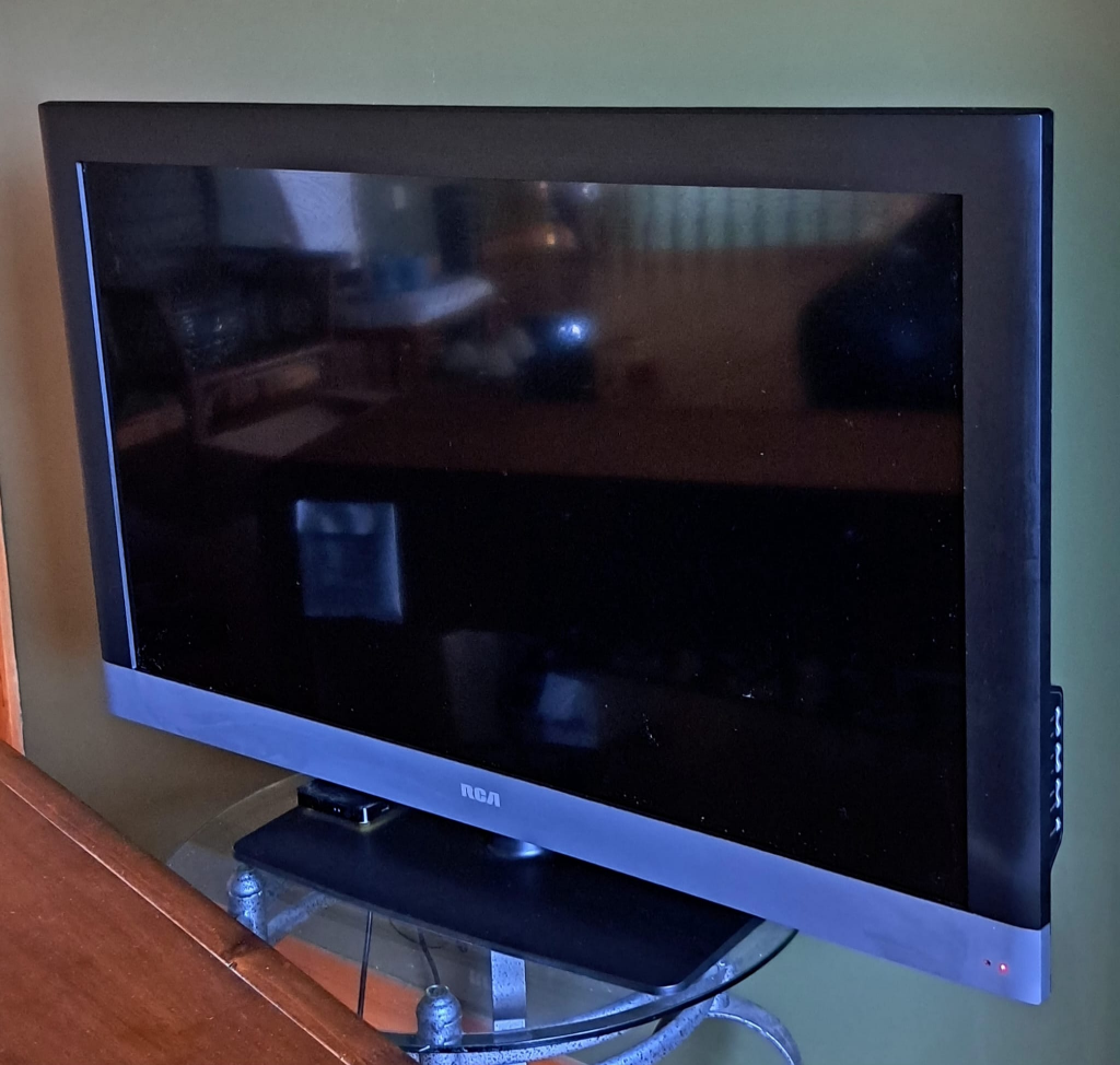 RCA TV - Great Condition 46"