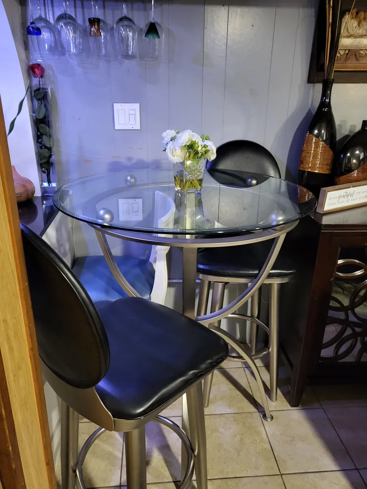 Glass Top Bar Table with 2 Stools image indicator(7)