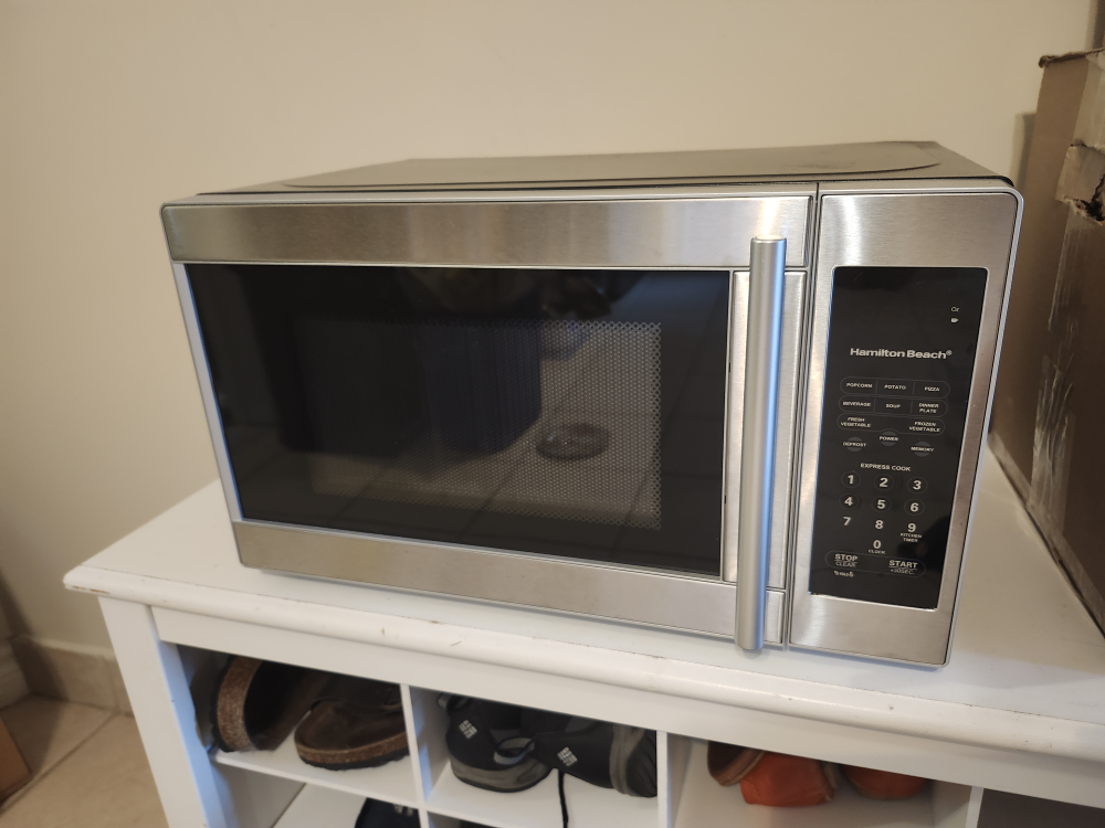 Hamilton Beach Microwave Oven - Stainless Steel