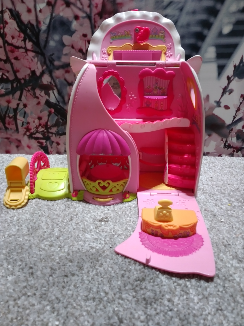 My Little Pony Playset Lot - photo 3