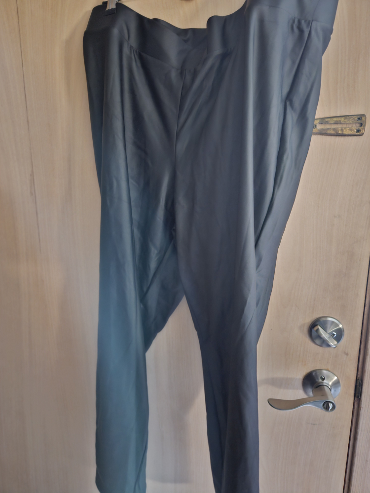 Black faux leather leggings - photo 3