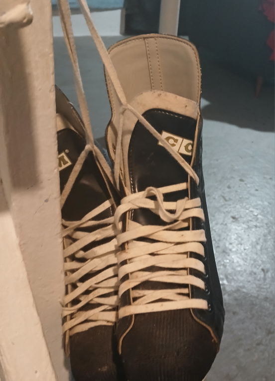 CCM Champion 90 Ice Skates - photo 2